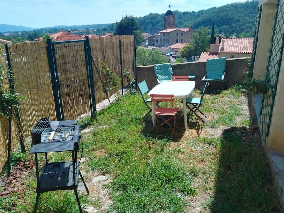 Maison 4 Pers Avec Jardin Au Pied Des Montagnes Ria Buitenkant foto